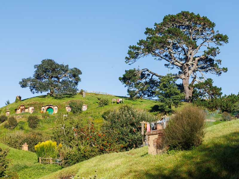 Vue du village des Hobbits à Hobbiton, en Nouvelle-Zélande